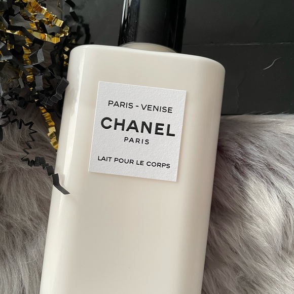 ✨Chanel Lotion and Extras (all shown) ✨ - Picture 10 of 11